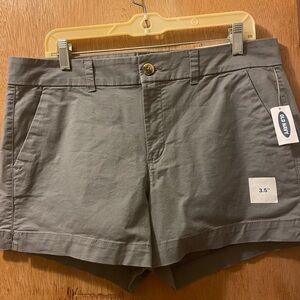 Old Navy Women's Gray Chino Bermuda Shorts